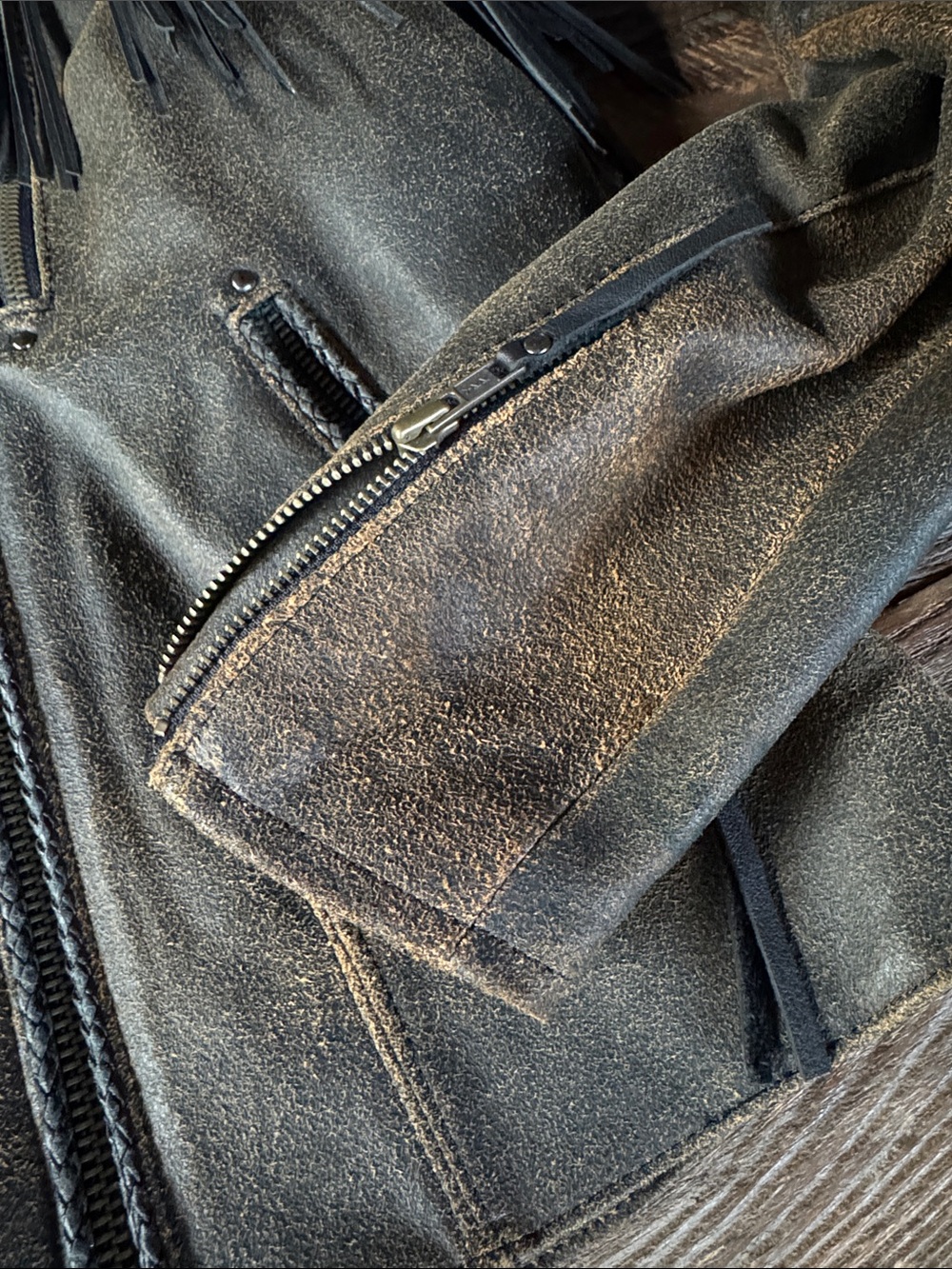 Harley Davidson fringed distressed leather side zip riding jacket EUC small - Picture 11 of 15